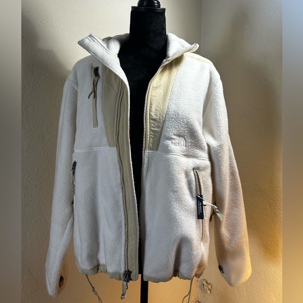 The North Face Men's White Fleece Jacket